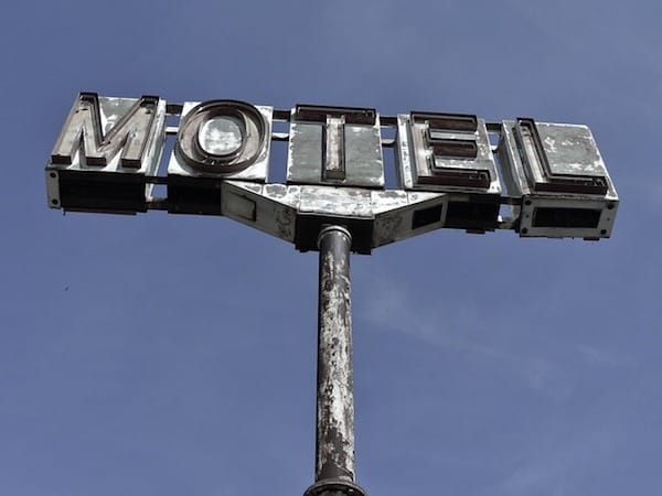 Rusted "Motel" sign